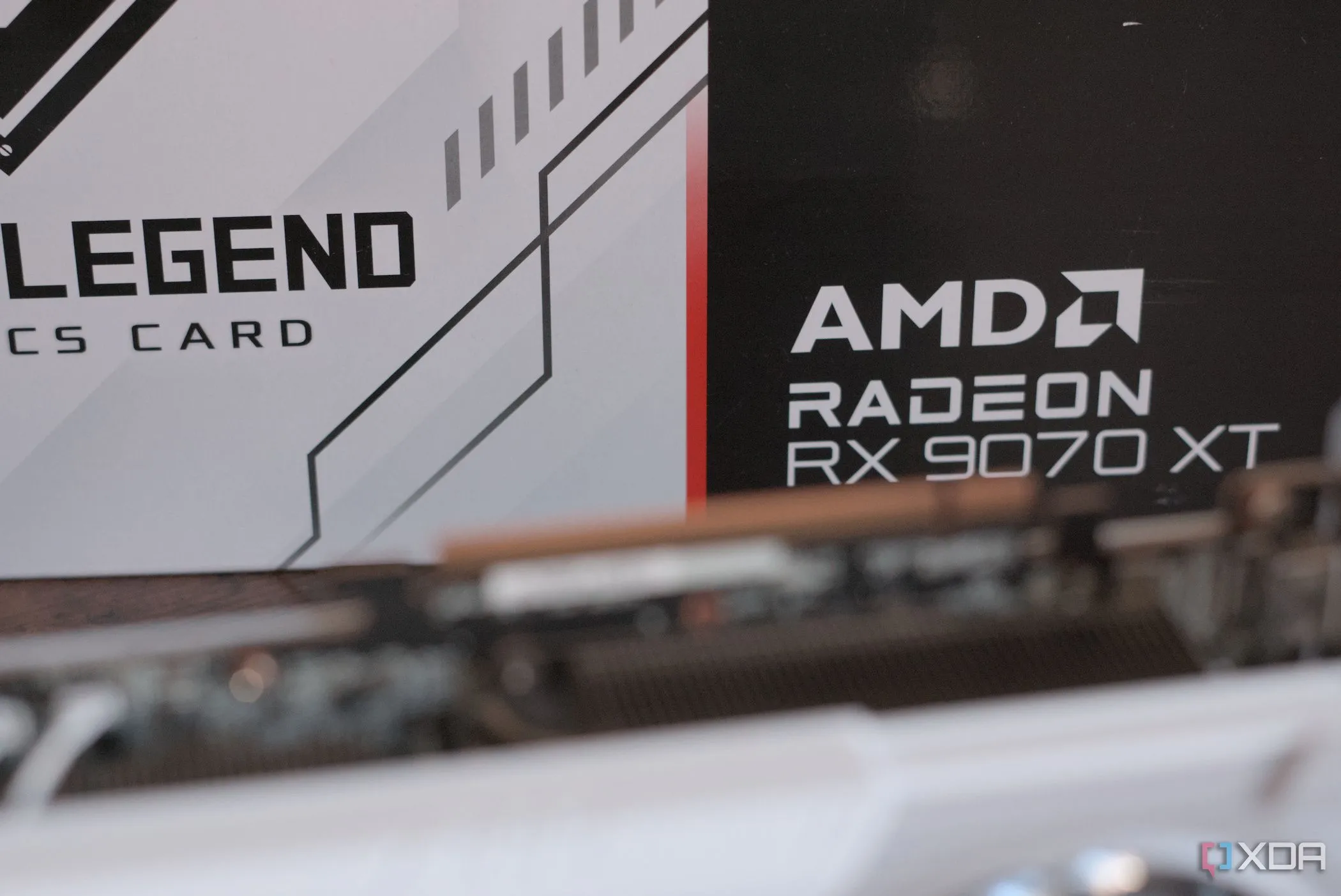 ASRock Radeon RX 9070 XT Steel Legend