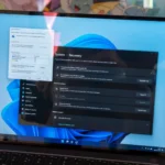 Giao diện ứng dụng Cài đặt Windows 11 (mới) chồng lên Bảng điều khiển (cũ), minh họa sự thay đổi trong quản lý thiết bị trên Windows.