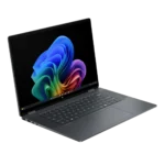 Laptop HP OmniBook X Flip ở chế độ xoay gập linh hoạt
