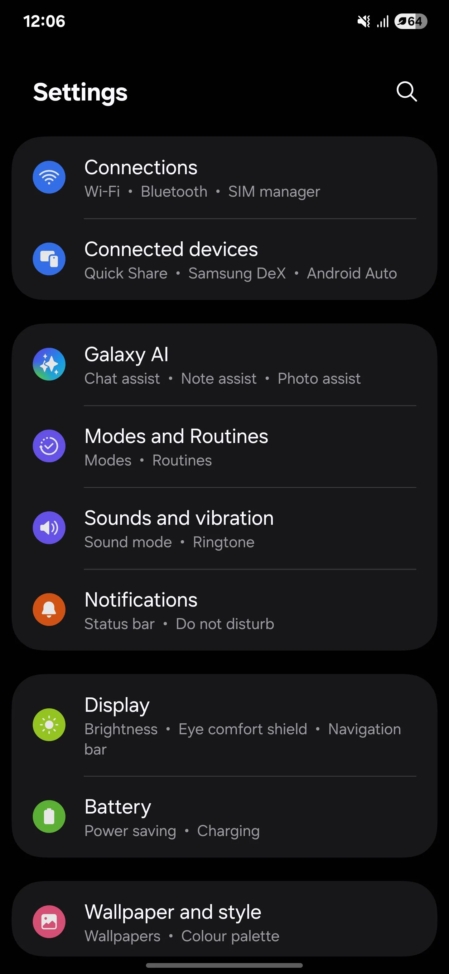 Menu cài đặt của Samsung Galaxy S25 Ultra hiển thị các tùy chọn thông báo