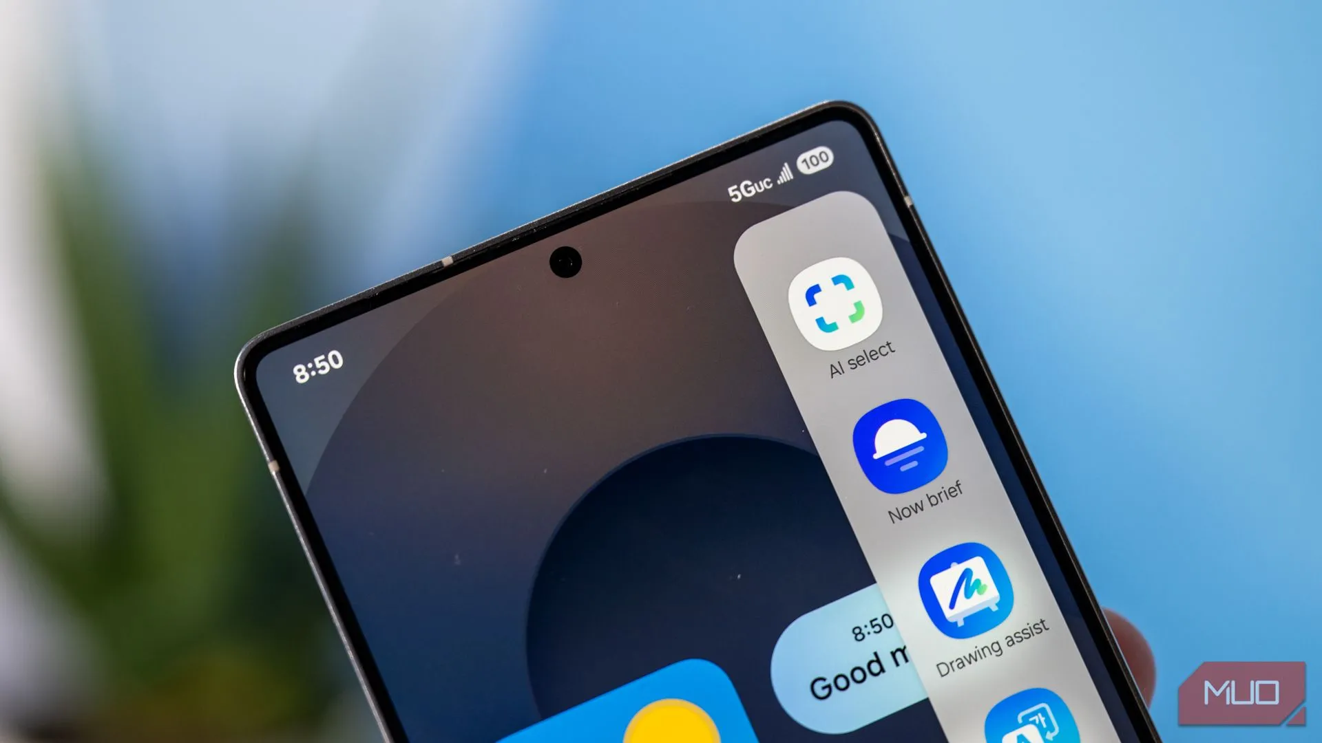 Biểu tượng ứng dụng AI trong bảng điều khiển Edge Panel trên Samsung Galaxy, minh họa tính năng AI