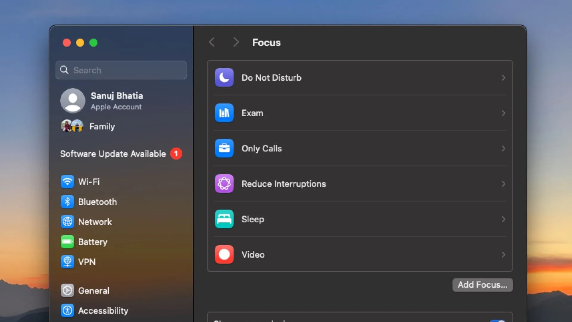 Cài đặt chế độ Tập Trung (Focus mode) trên macOS, hiển thị các tùy chọn tùy chỉnh thông báo và hành vi hệ thống