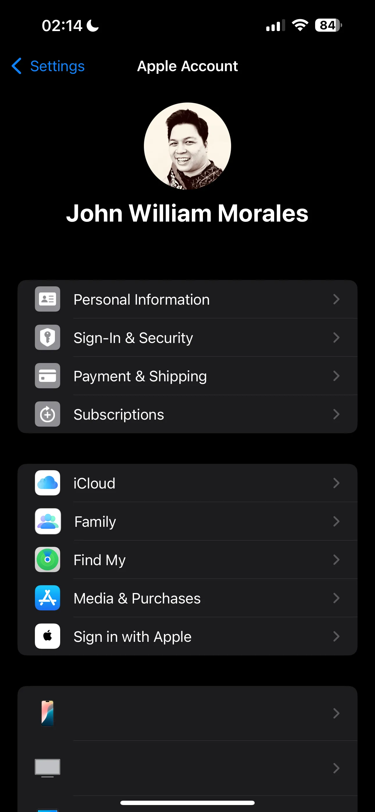 Cài đặt hồ sơ tài khoản Apple trên iPhone để kiểm tra ID Apple chính và phụ