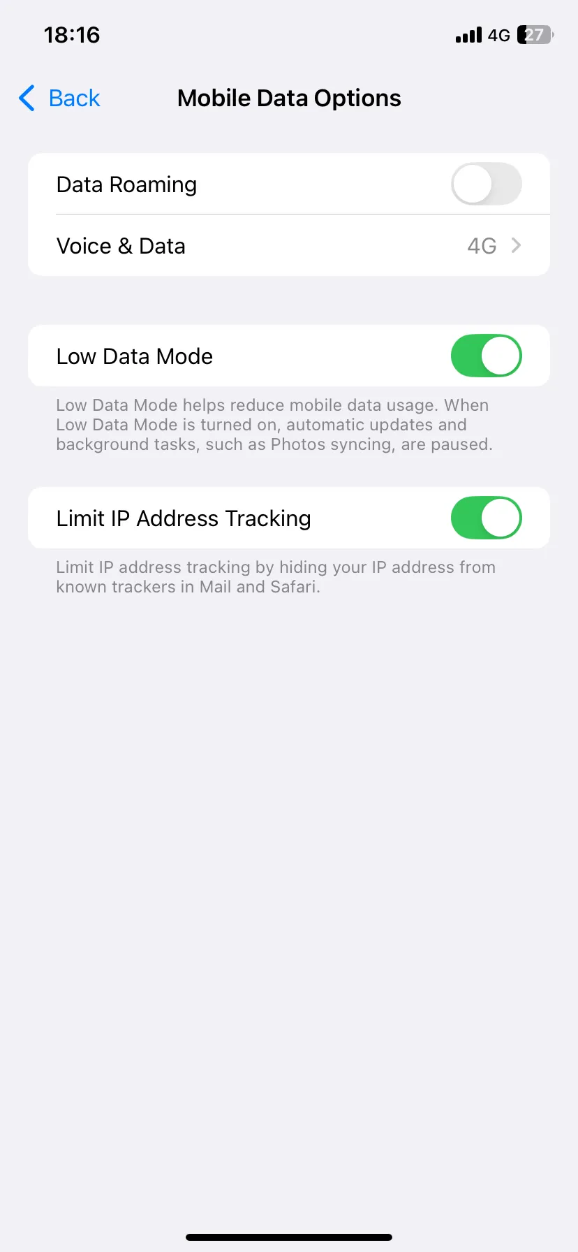 Chế độ Dữ liệu thấp được bật trong cài đặt Wi-Fi trên iPhone