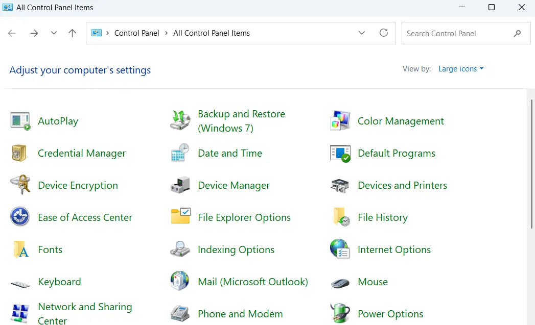 Cửa sổ Bảng Điều khiển (Control Panel) hiển thị tất cả các mục trên Windows 11