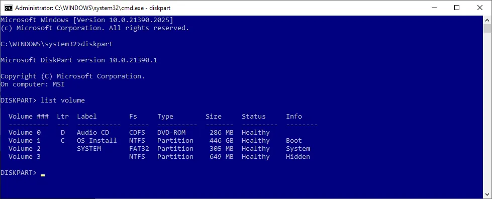 Cửa sổ Command Prompt hiển thị kết quả lệnh &quot;list volume&quot; trong DiskPart, giúp kiểm tra và gán lại ký tự ổ đĩa.