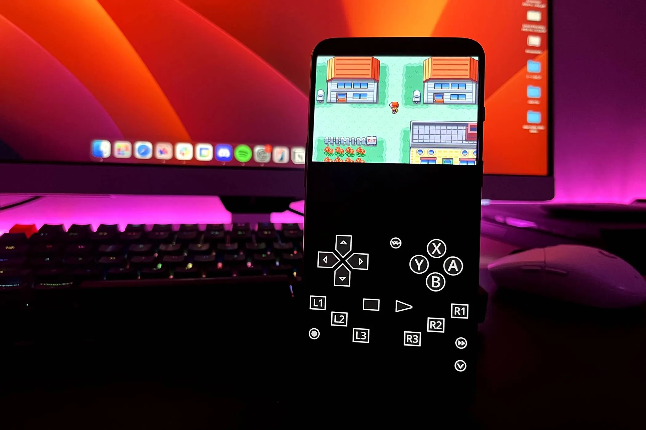 Điện thoại Android cũ đang chạy game Pokémon qua trình giả lập RetroArch, trở thành máy chơi game.