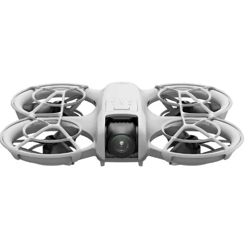 Flycam DJI Neo màu xám với thiết kế nhỏ gọn, đặt trên mặt phẳng, thể hiện khả năng di động cao