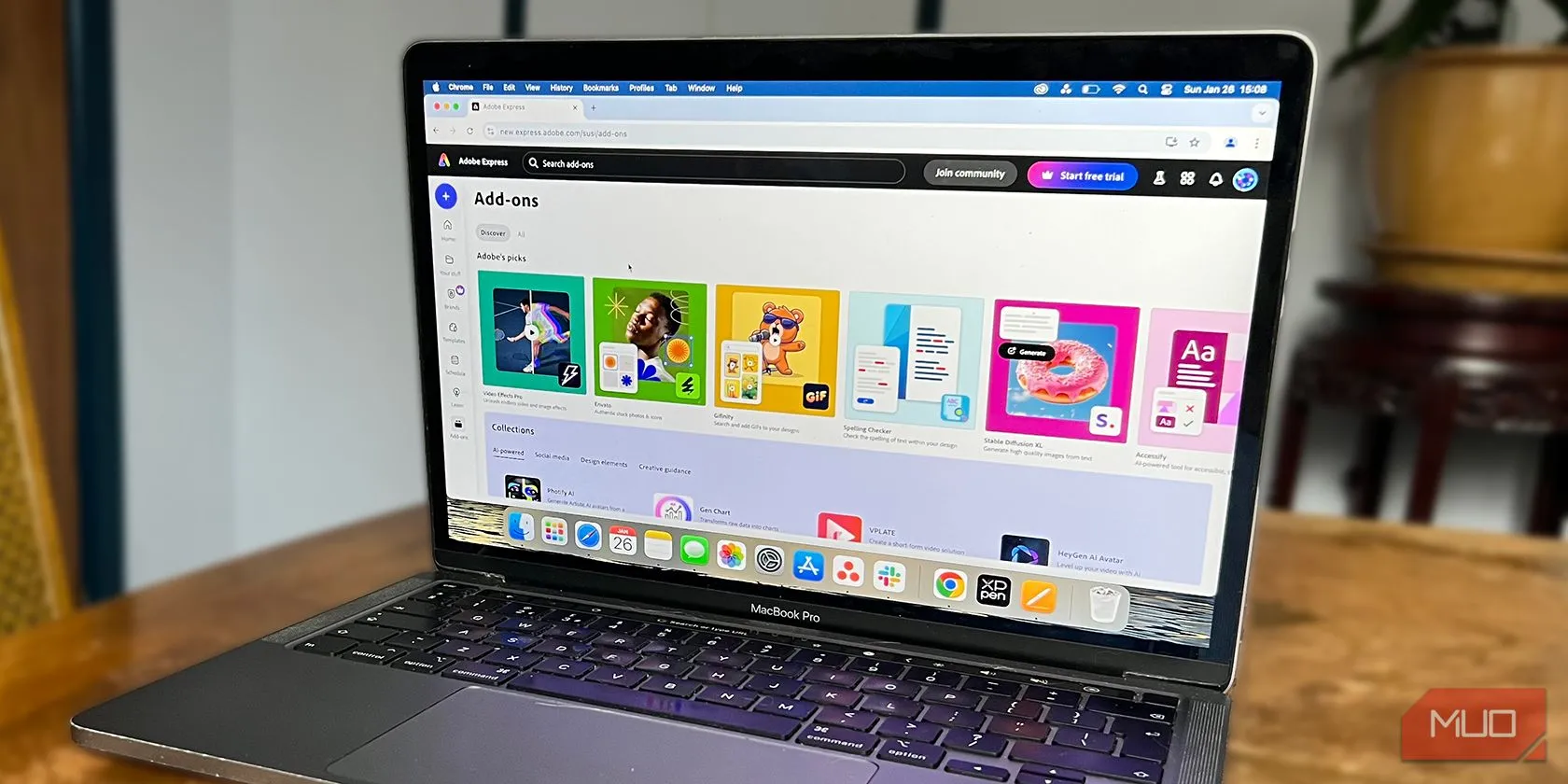 Giao diện Adobe Express trên MacBook với menu Tiện ích mở rộng (Add-Ons) được hiển thị, cho thấy các tùy chọn đa dạng để nâng cao khả năng thiết kế và sáng tạo.