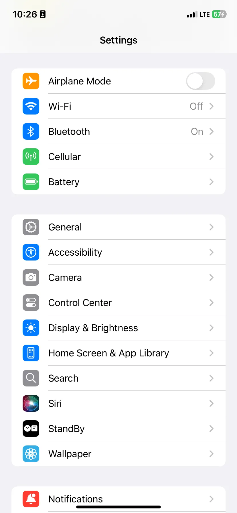 Giao diện cài đặt StandBy trên iPhone với tùy chọn bật