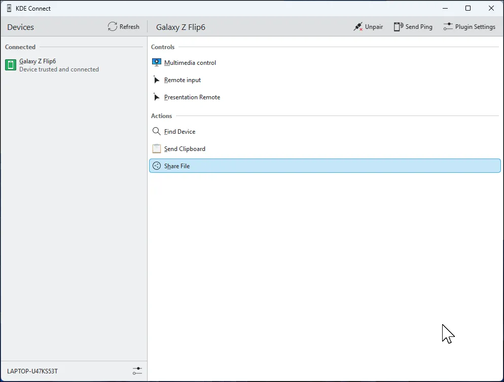 Giao diện ứng dụng KDE Connect trên Windows 11 hiển thị các tùy chọn kết nối điện thoại và máy tính, quản lý file và điều khiển từ xa.