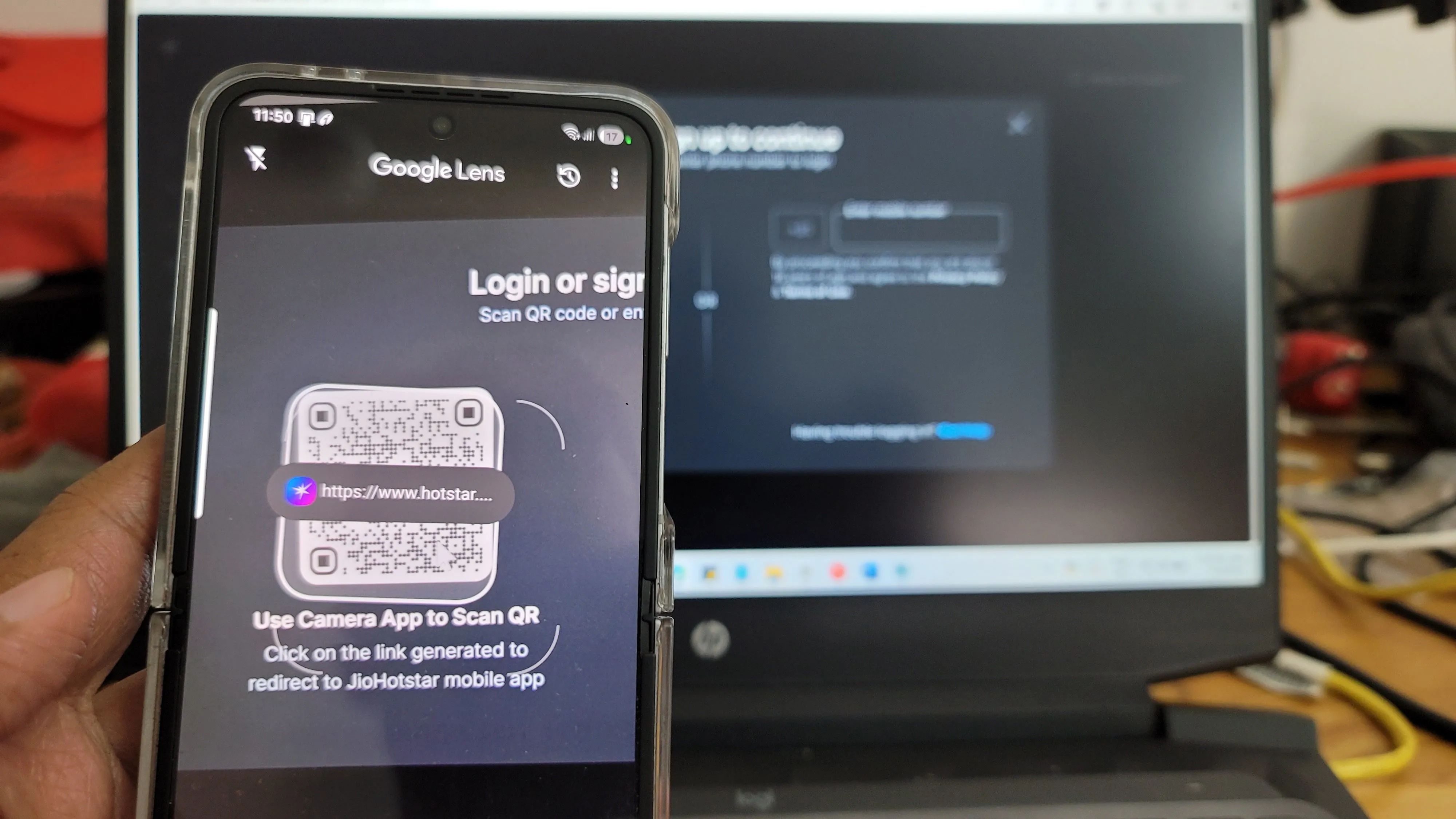 Google Lens quét mã QR