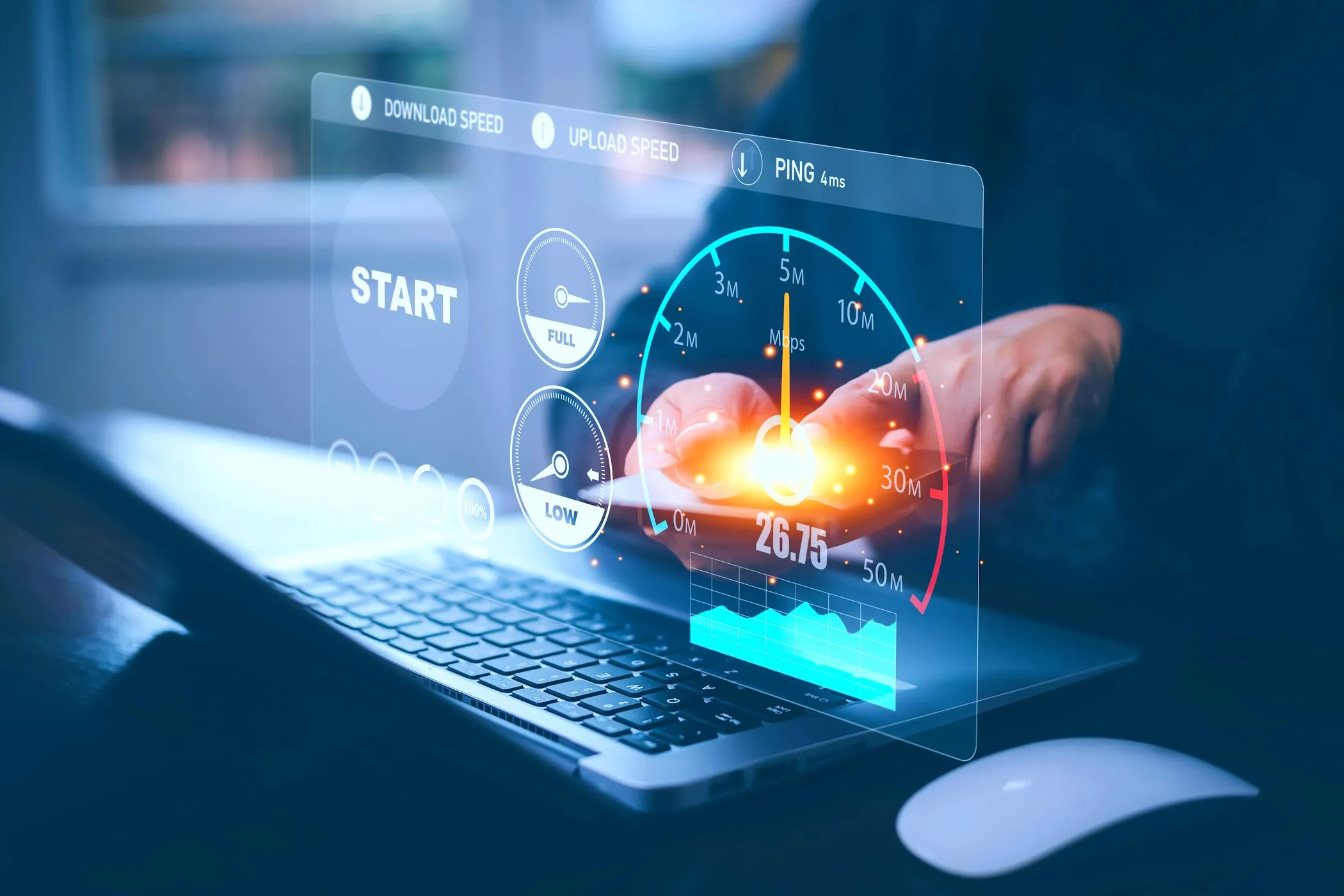 Hình ảnh một chiếc laptop hiển thị kết quả kiểm tra tốc độ internet, minh họa sự biến động của tốc độ băng thông rộng 5G và tầm quan trọng của việc kiểm tra hiệu suất mạng.