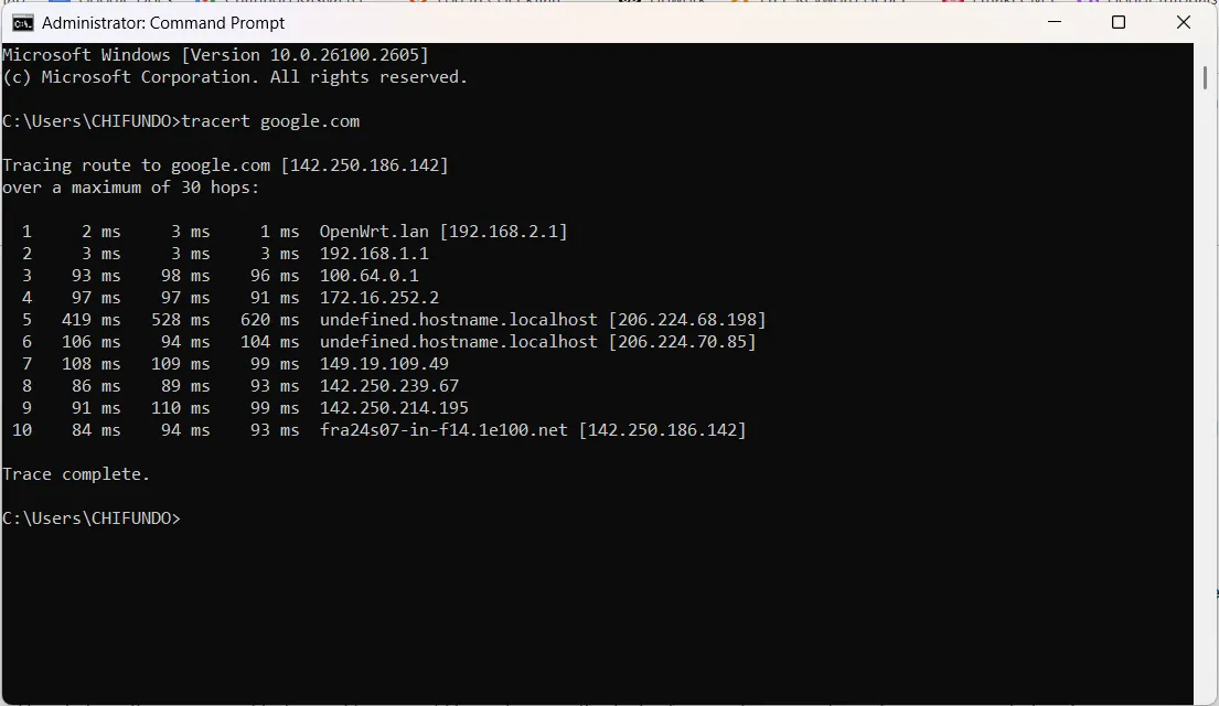 Kết quả của lệnh tracert khi kiểm tra đường truyền đến Google.com trong Command Prompt.
