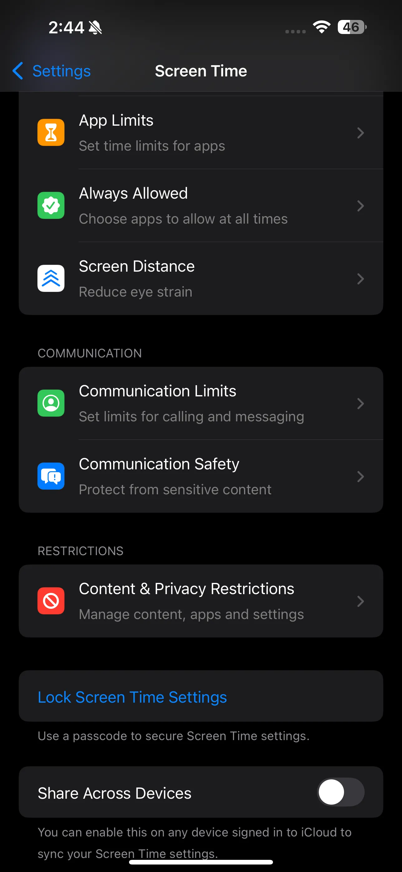 Màn hình cài đặt Thời gian sử dụng (Screen Time) trên iPhone với các tùy chọn quản lý ứng dụng