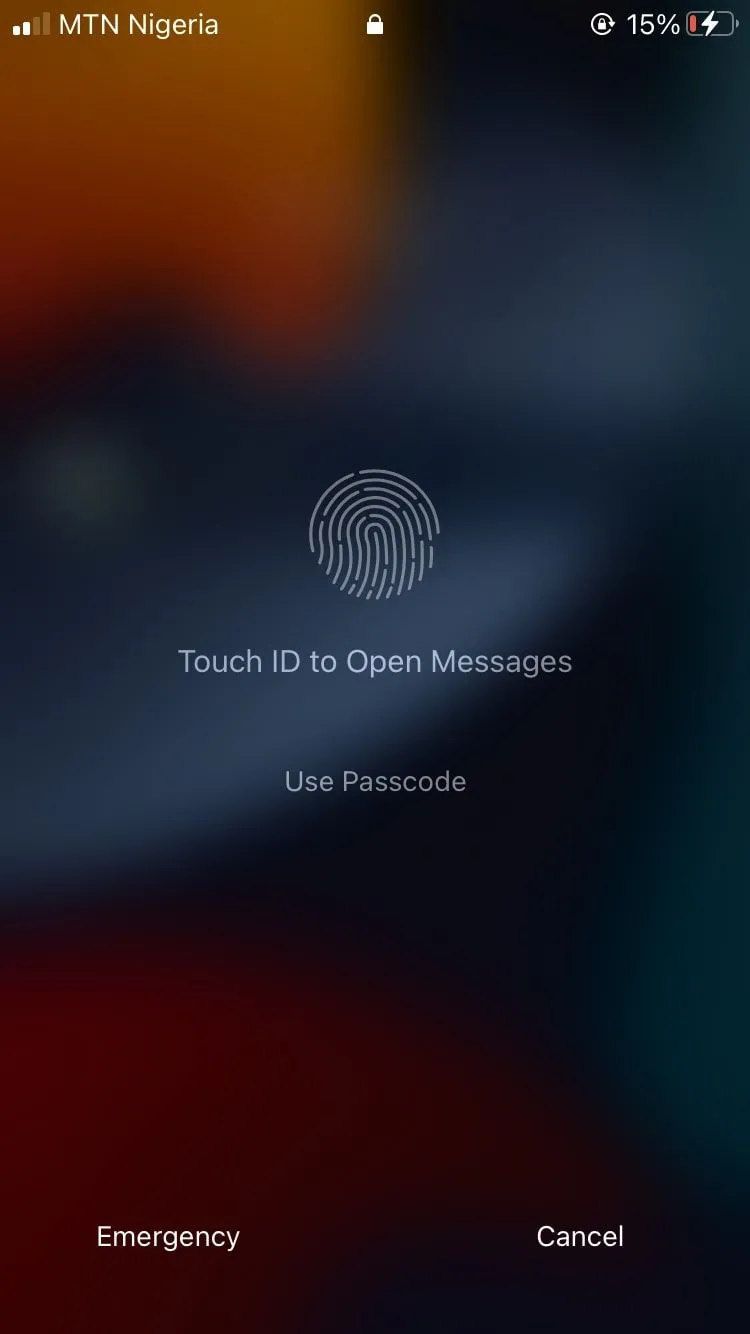 Màn hình iPhone sau khi mở khóa để đọc nội dung tin nhắn