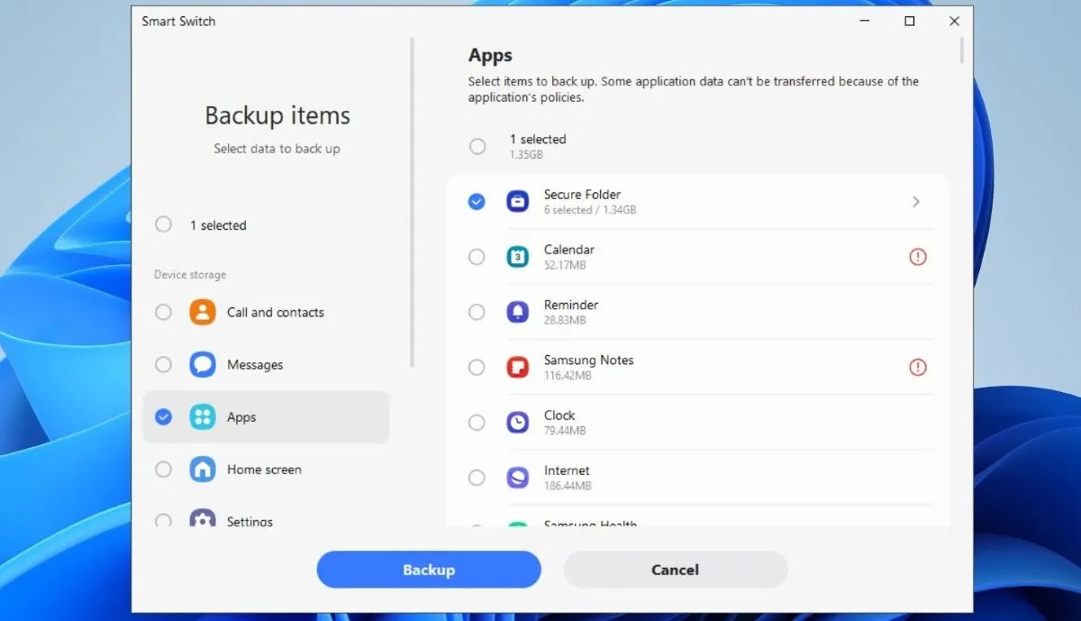 Màn hình ứng dụng Smart Switch trên máy tính hiển thị quá trình sao lưu dữ liệu Secure Folder từ điện thoại Samsung