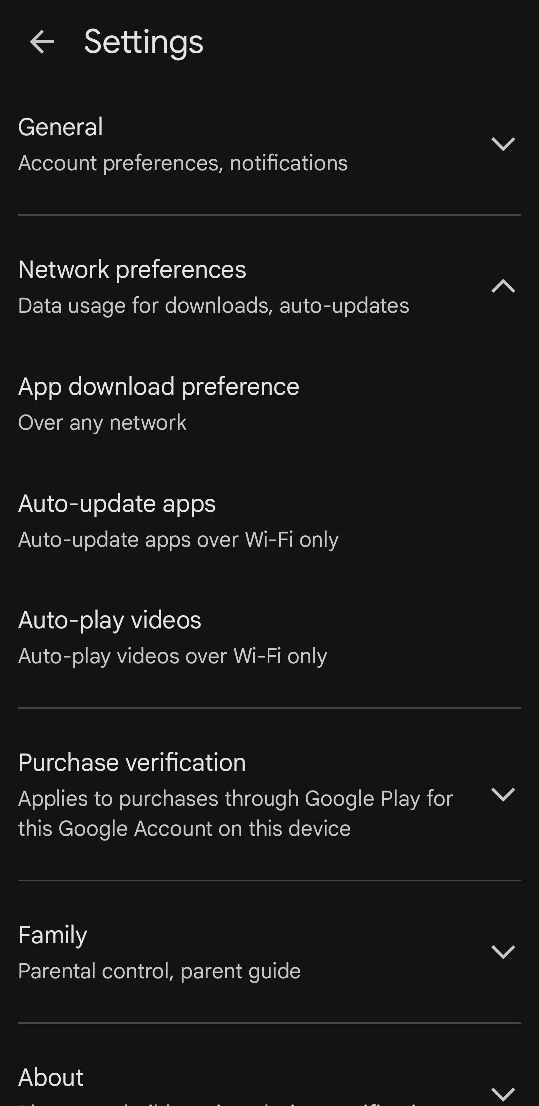 Menu cài đặt Google Play Store để tự động cập nhật ứng dụng qua Wi-Fi trên Samsung Galaxy