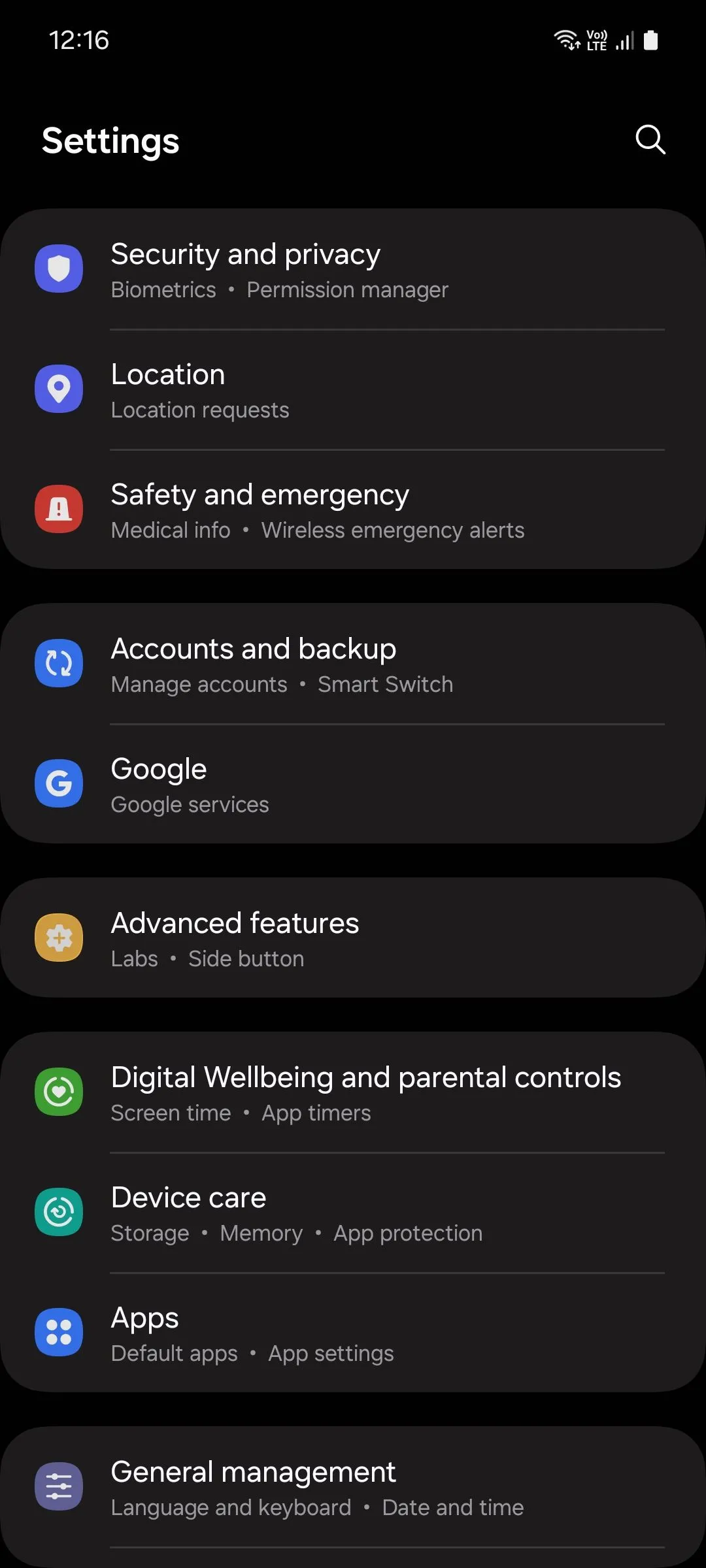Menu Cài đặt hệ thống trên Samsung One UI với mục Chăm sóc thiết bị