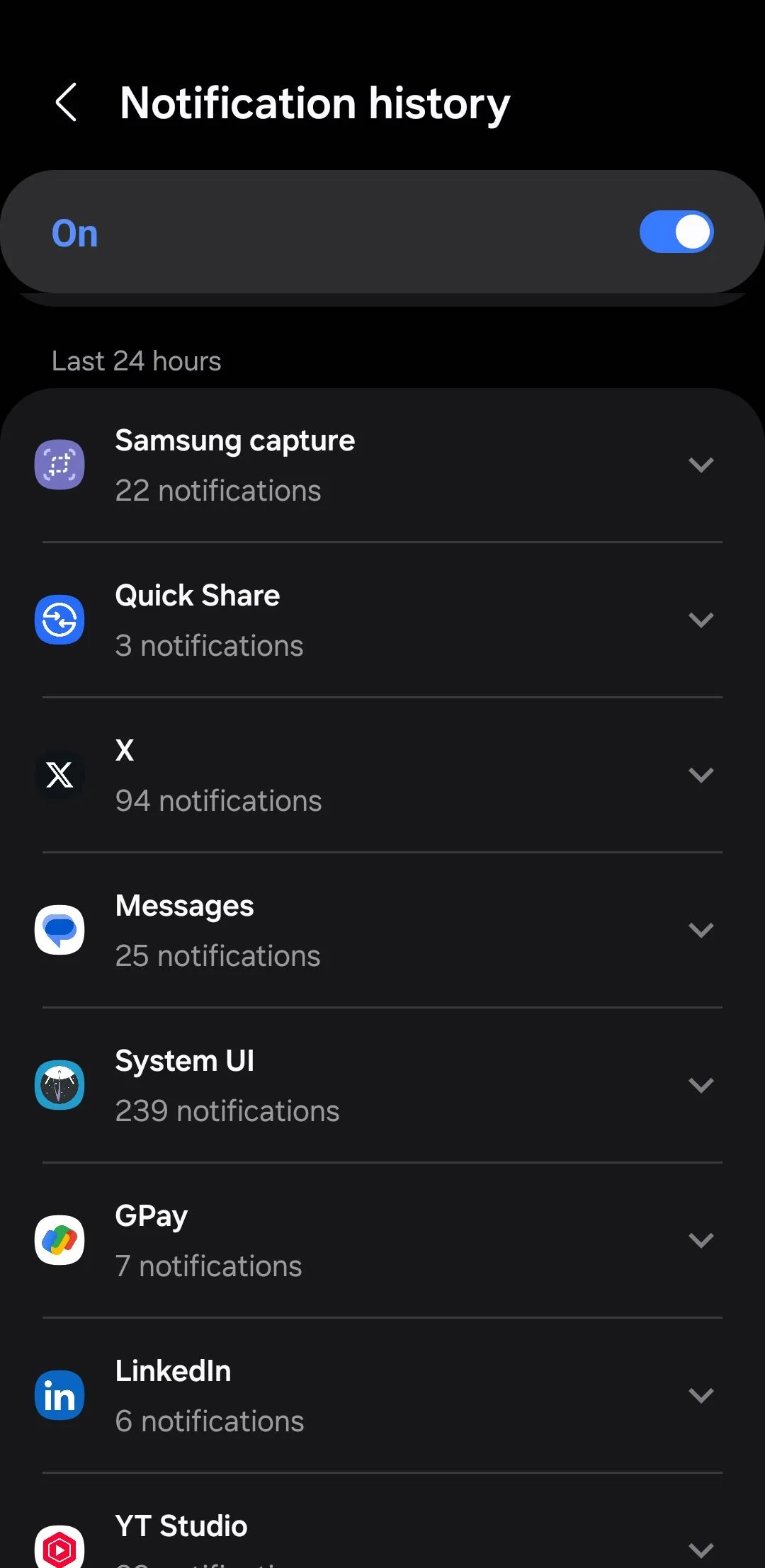 Menu Lịch sử thông báo (Notification History) trên điện thoại Android, nơi lưu trữ tất cả các thông báo đã nhận, giúp người dùng dễ dàng xem lại những thông báo đã bỏ lỡ hoặc vô tình xóa.