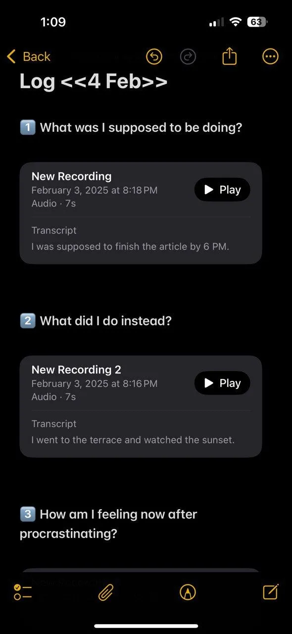 Nhật ký trì hoãn đã được chuyển đổi giọng nói thành văn bản tự động trong Apple Notes, kèm hashtag.