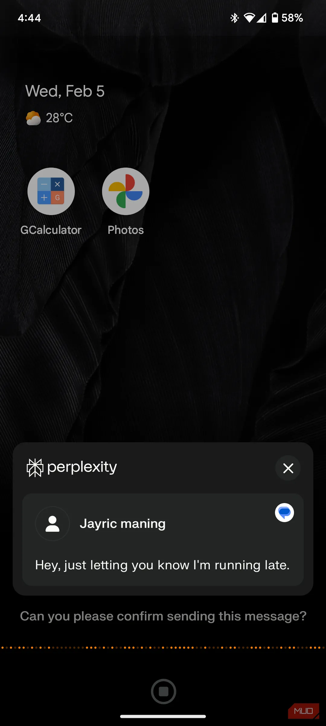 Perplexity Assistant hỗ trợ gửi tin nhắn cho danh bạ, tích hợp với ứng dụng nhắn tin.