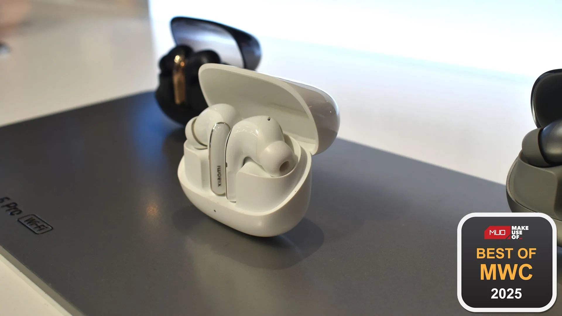 Tai nghe Xiaomi Buds 5 Pro Wi-Fi tại triển lãm MWC 2025, nổi bật với công nghệ kết nối Wi-Fi tiên phong