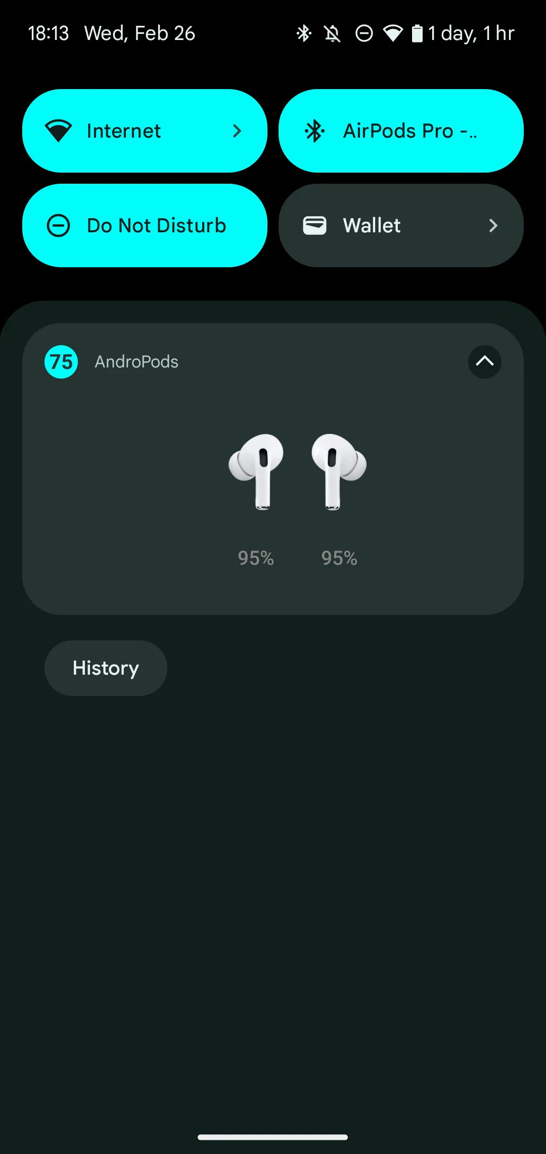 Thông báo hiển thị mức pin của AirPods trên điện thoại Android từ ứng dụng AndroPods.