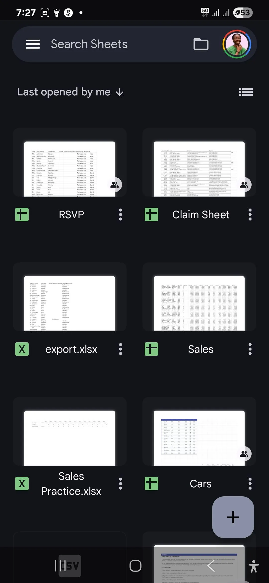 Trang chủ của Google Sheets trên thiết bị Android, thể hiện sự đồng bộ giao diện trong hệ sinh thái Google.