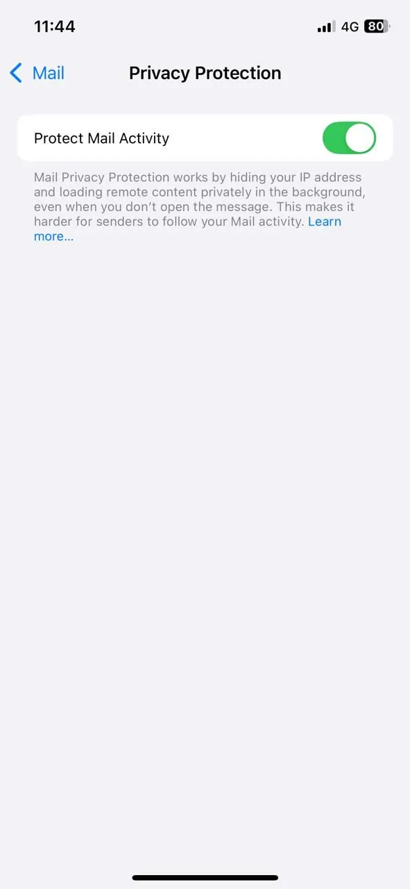 Tùy chọn Bảo vệ Hoạt động Mail trong cài đặt Quyền riêng tư trên iPhone
