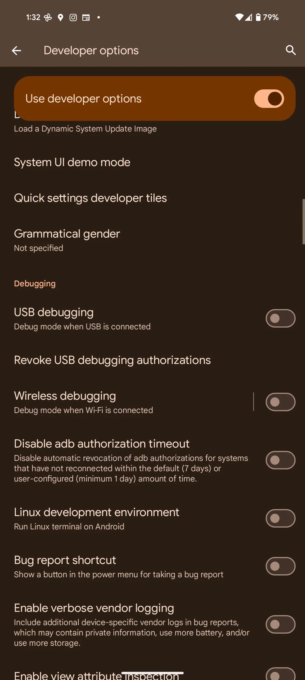 Tùy chọn Bật gỡ lỗi USB trong phần Tùy chọn nhà phát triển của Android