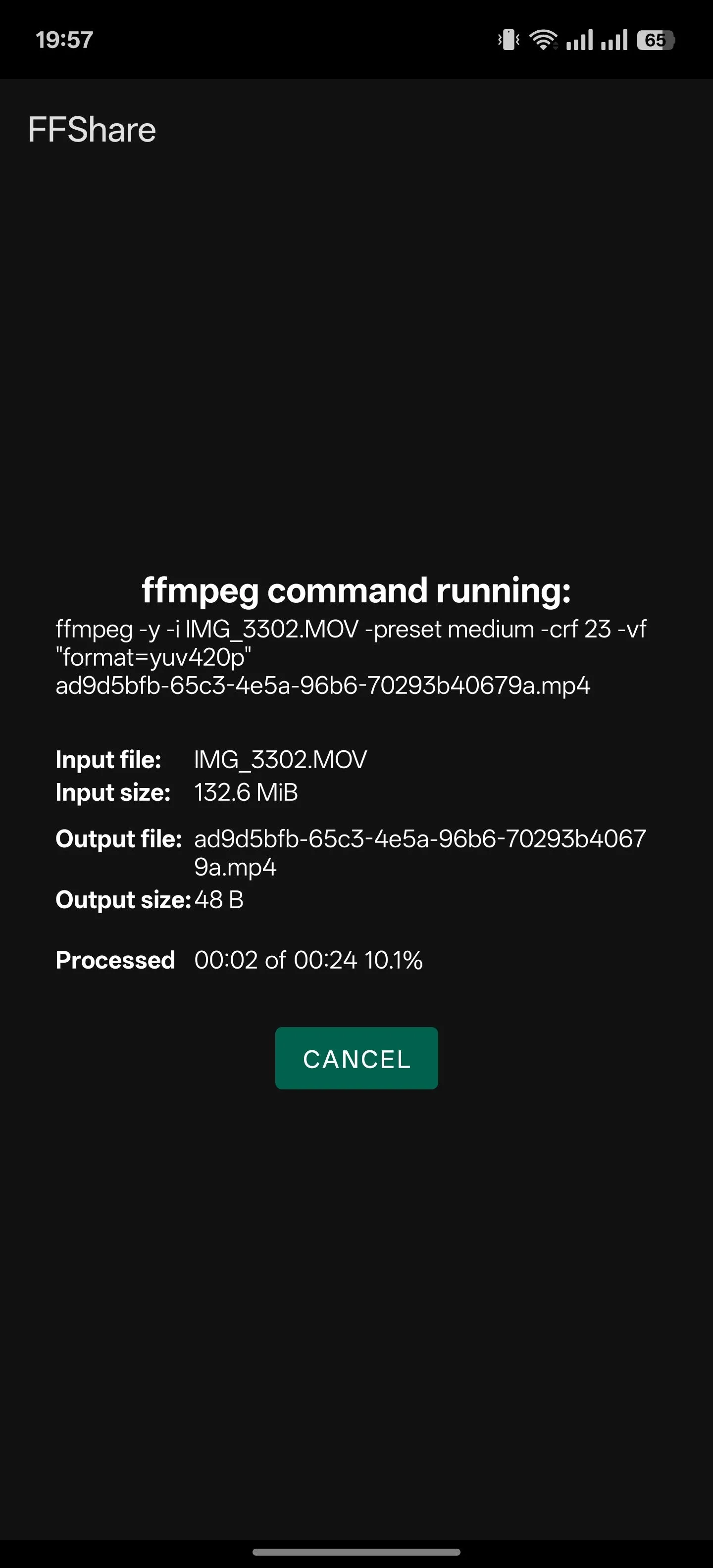 Ứng dụng FFShare trên Android hiển thị quá trình nén tập tin đa phương tiện đang diễn ra