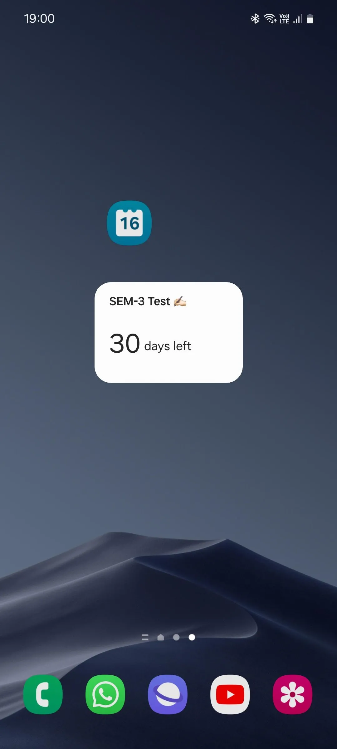 Widget đếm ngược của lịch Samsung trên màn hình chính hiển thị thời gian còn lại đến một sự kiện quan trọng.